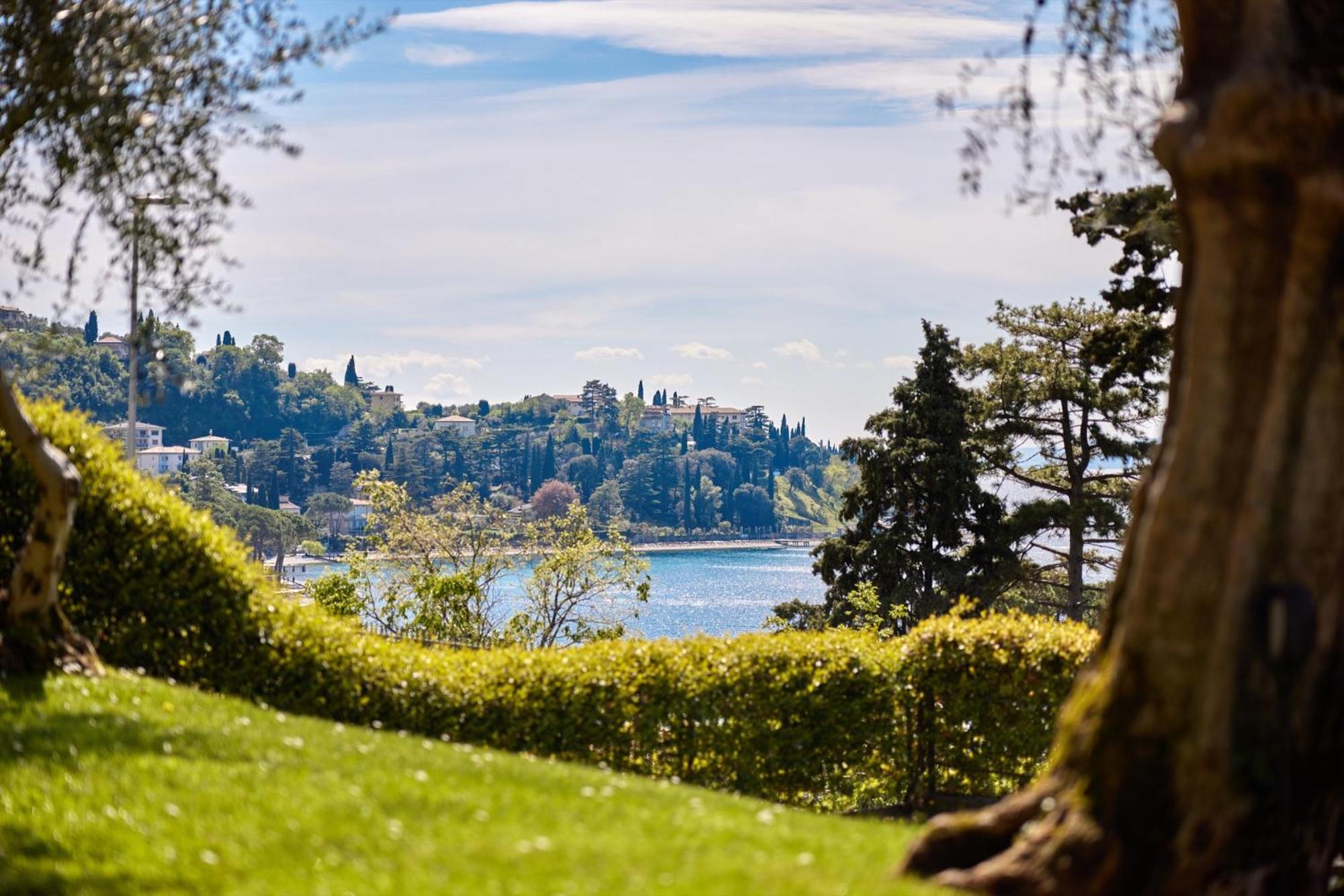 Callalillyjardin Malcesine Buitenkant foto