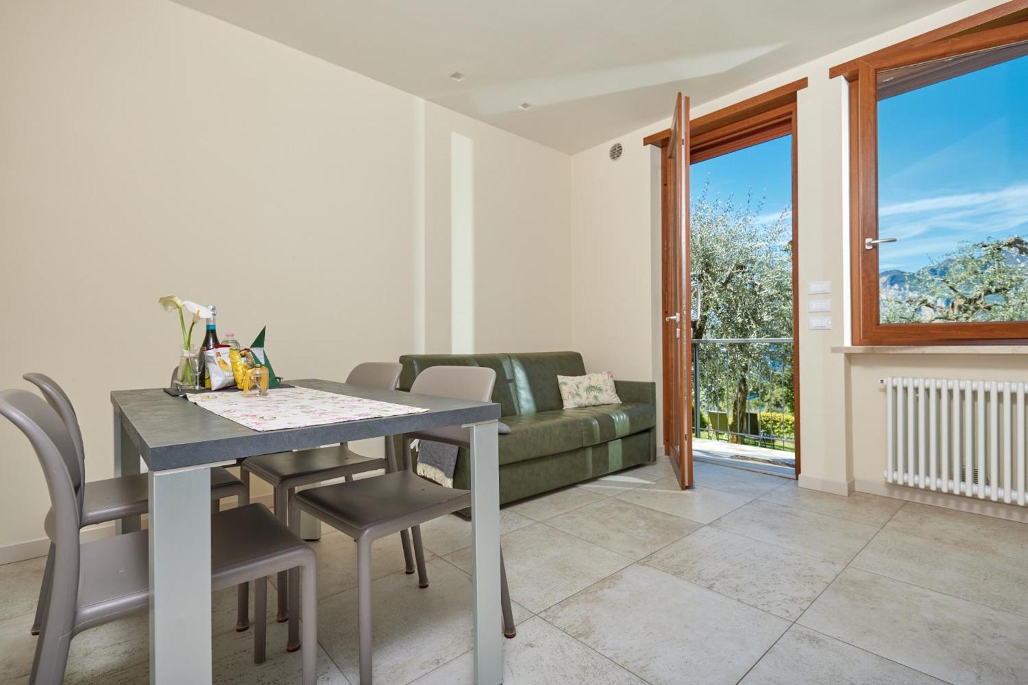 Callalillyjardin Malcesine Buitenkant foto