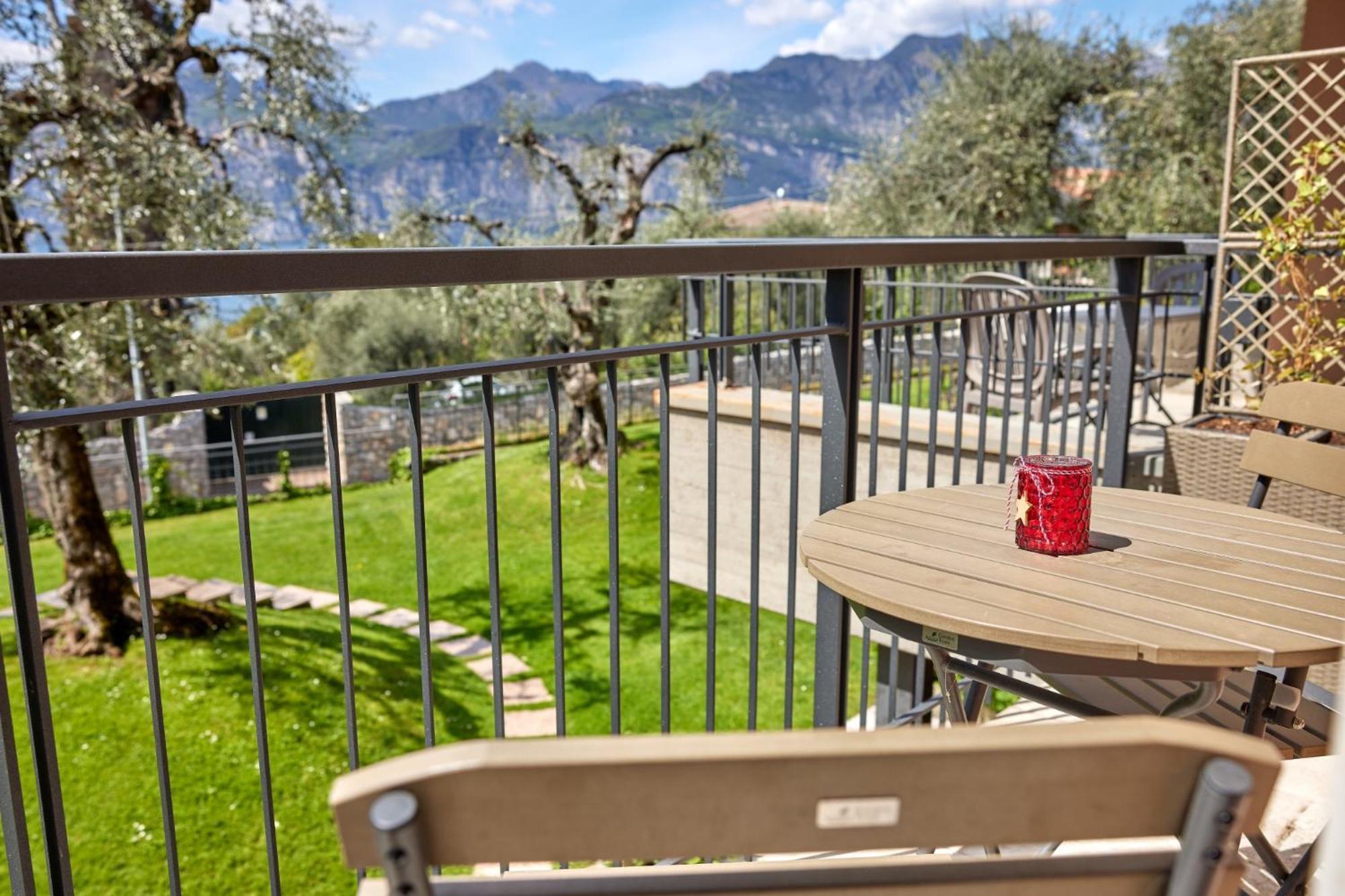 Callalillyjardin Malcesine Buitenkant foto