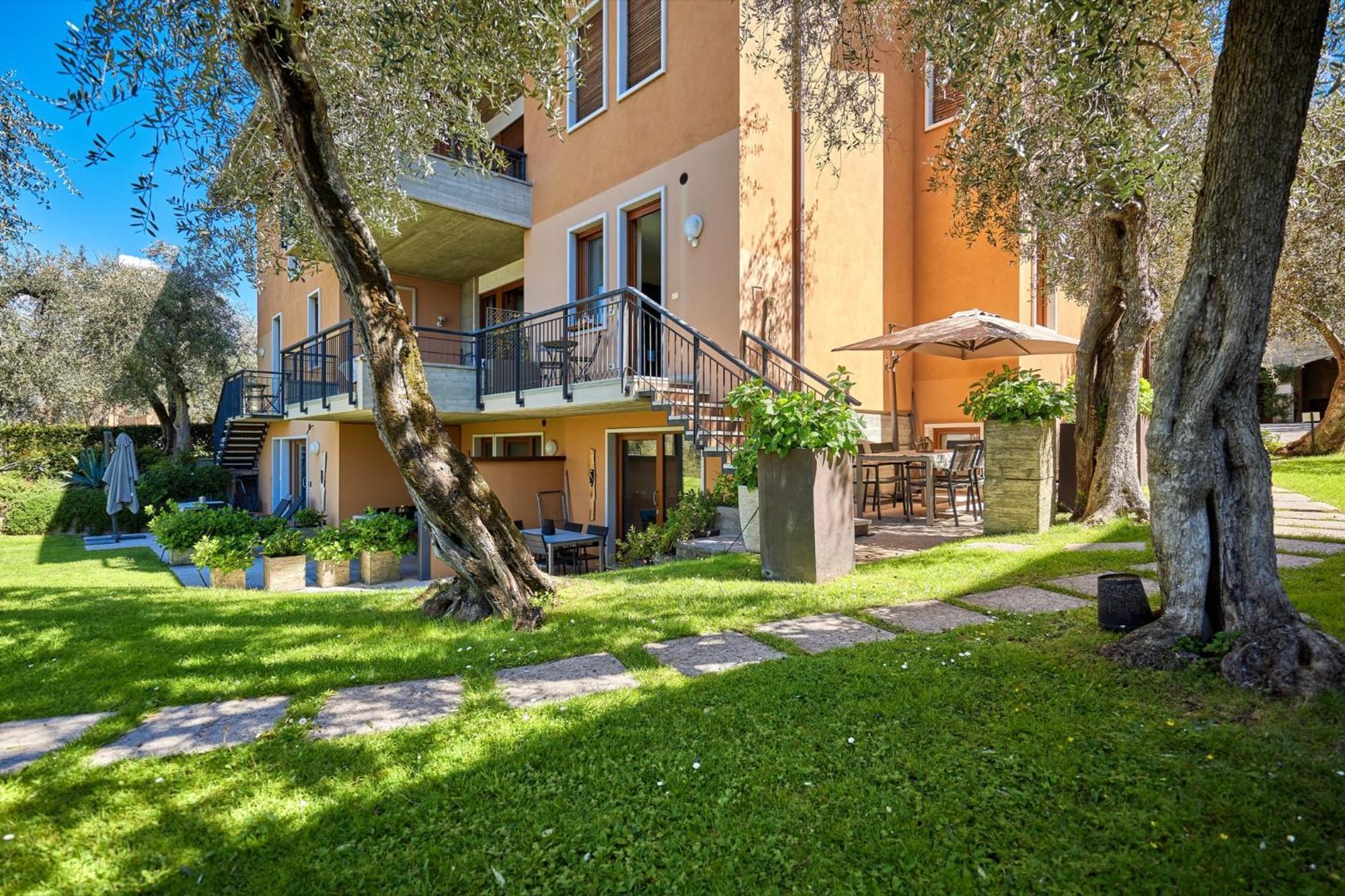 Callalillyjardin Malcesine Buitenkant foto